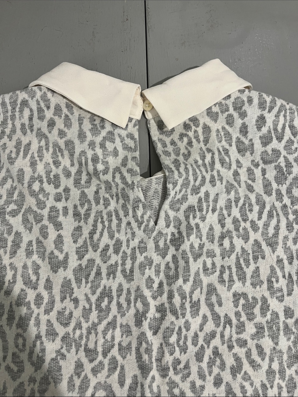 LOFT Sleeveless White Collar Leopard-Print Blouse with Ruffle Hem - White/Grey - Picture 10 of 14